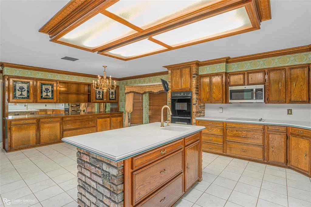 106 Fairmont Drive Property Photo 8