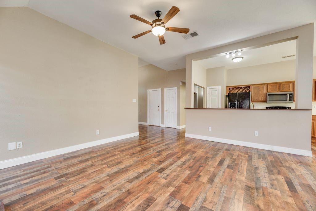 313 Winter Park Property Photo 10
