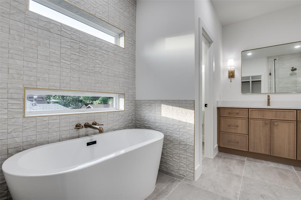 514 S Glasgow Drive Property Photo 19