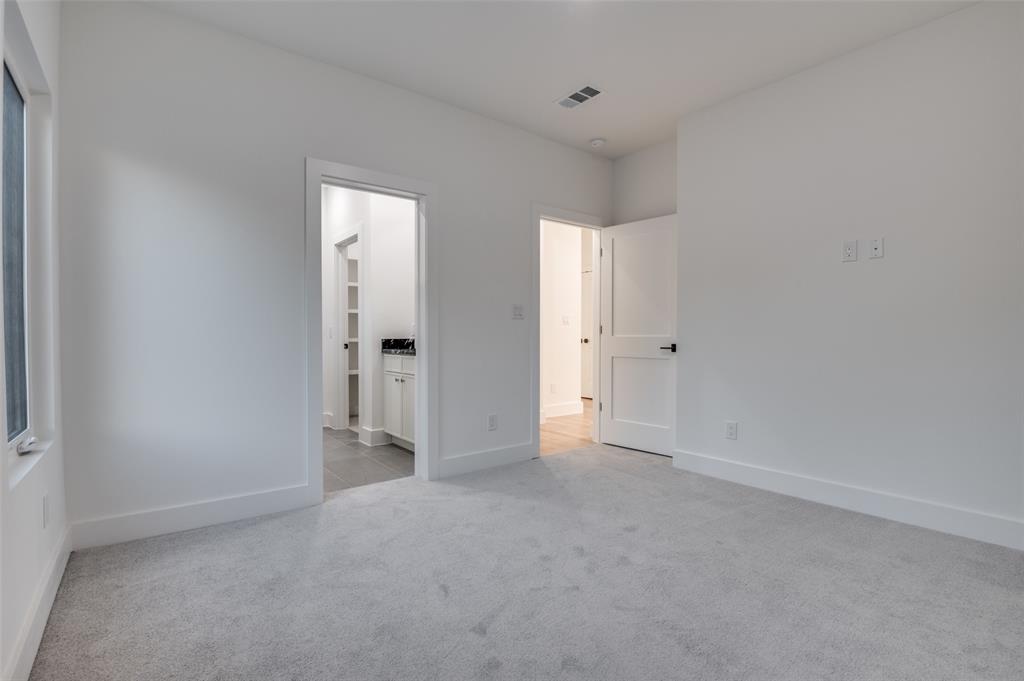 514 S Glasgow Drive Property Photo 21