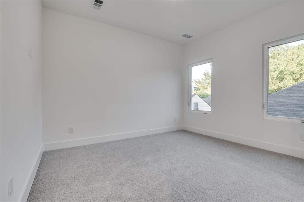 514 S Glasgow Drive Property Photo 22