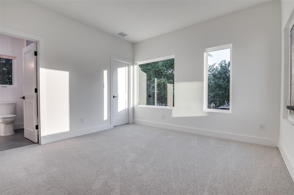 514 S Glasgow Drive Property Photo 24