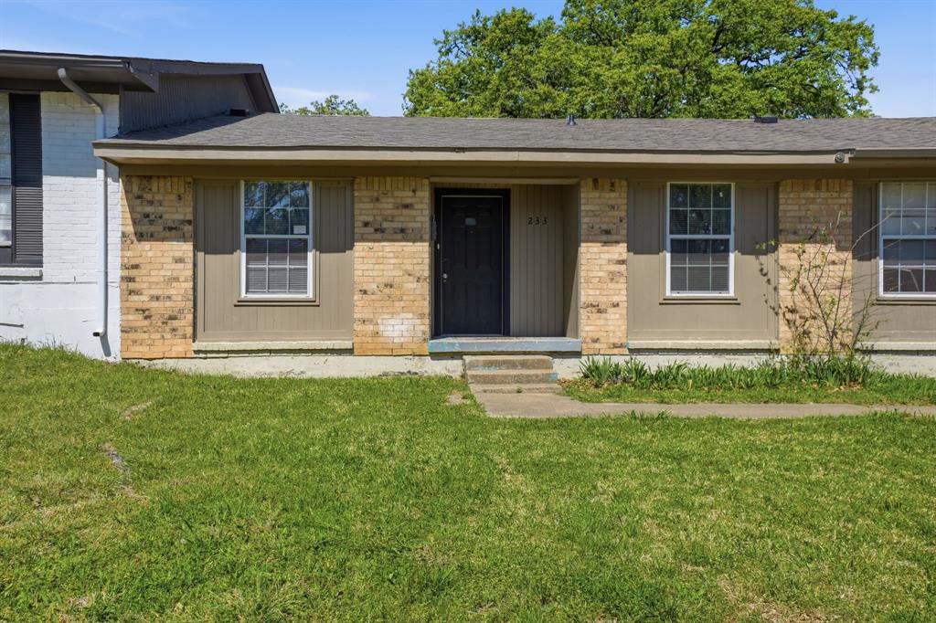 233 Creek Cove Drive Property Photo 1