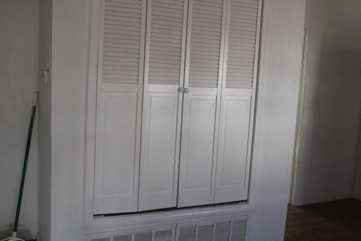 315 South 4th Property Photo 4