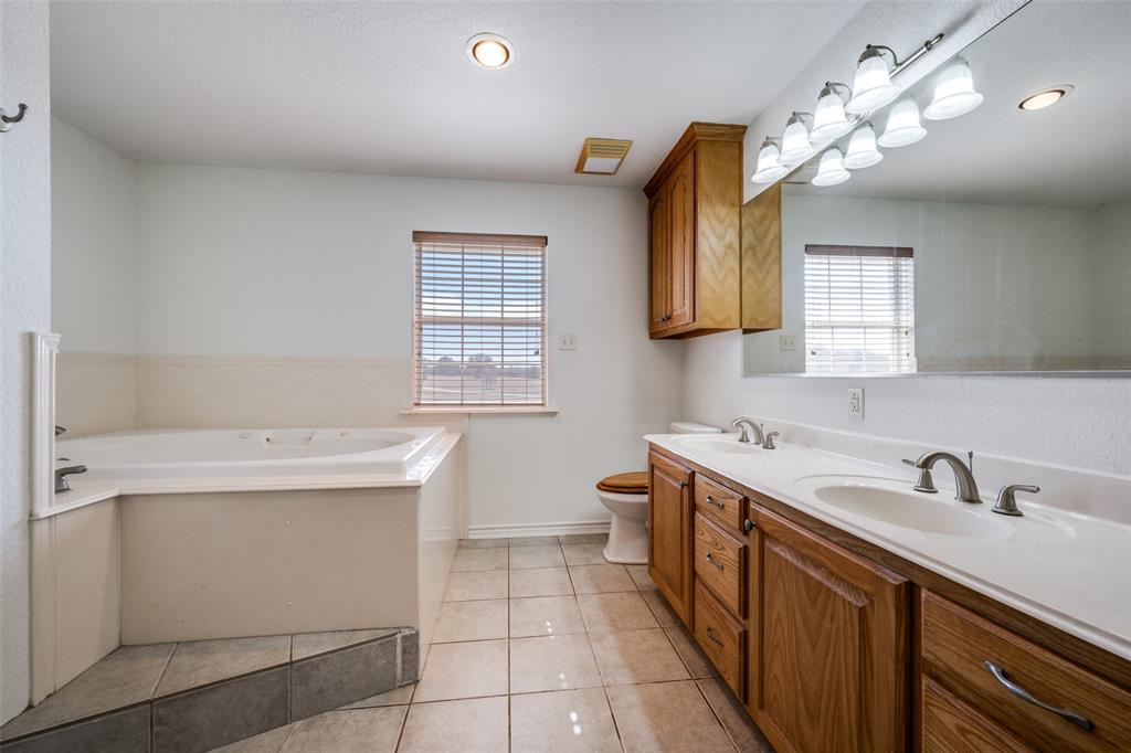 483 Pr 169 Property Photo 22