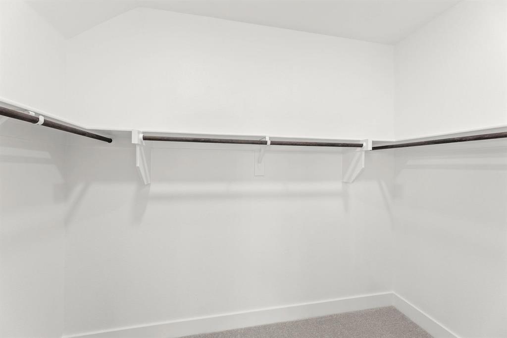 1405 Laurel Lane Property Photo 5
