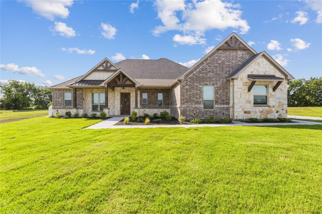 8400 Stallion Drive Property Photo 1
