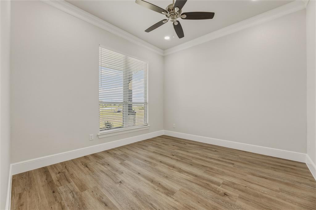 8400 Stallion Drive Property Photo 6