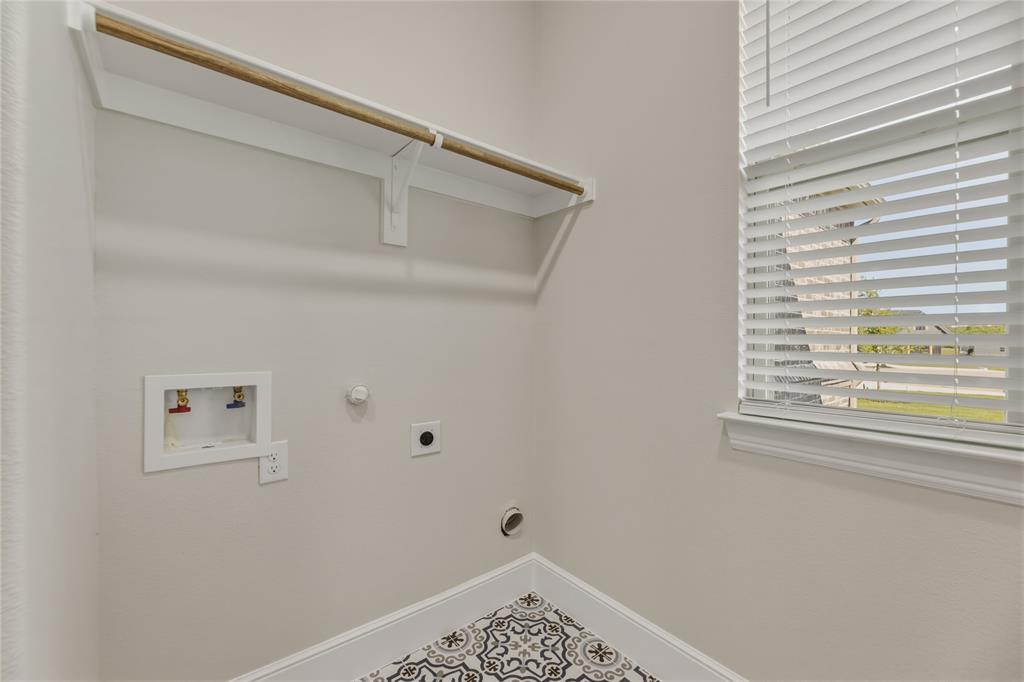 8400 Stallion Drive Property Photo 25