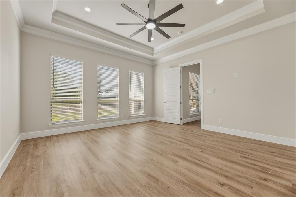 8400 Stallion Drive Property Photo 27