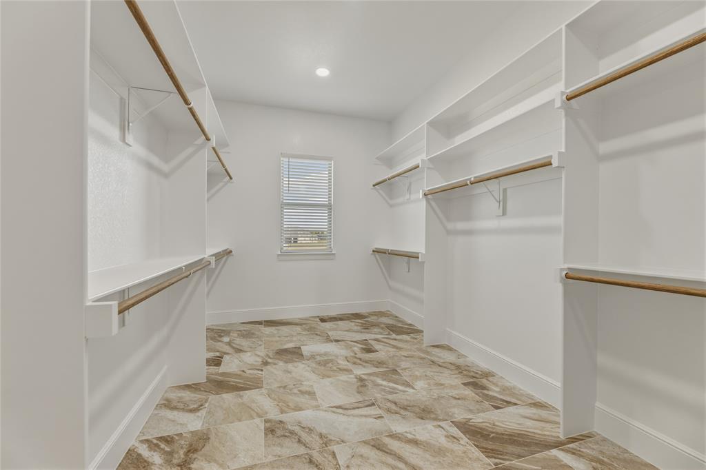 8400 Stallion Drive Property Photo 33