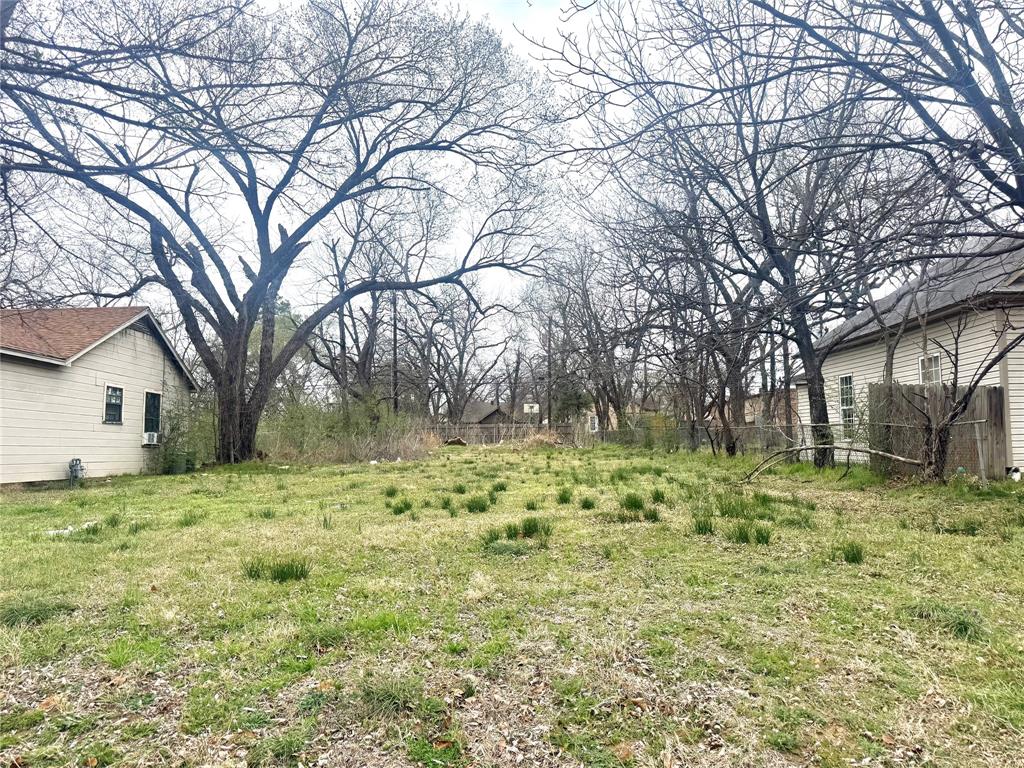217 W Acheson Street Property Photo 1
