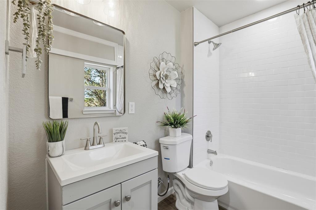 2808 Sky Harbour Drive Property Photo 12