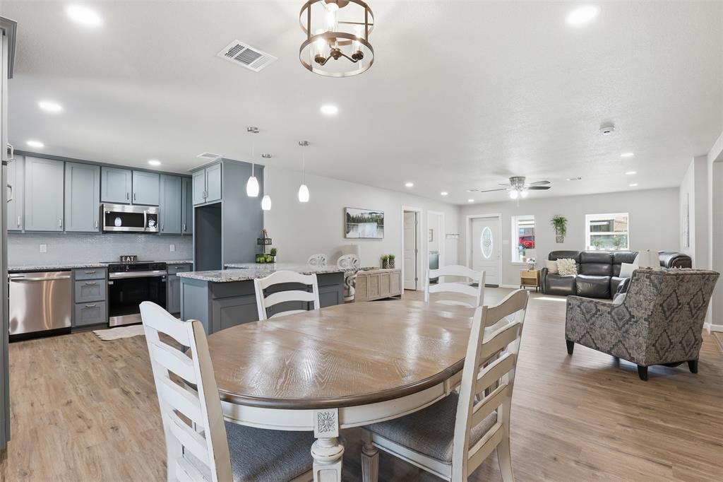 2808 Sky Harbour Drive Property Photo 14