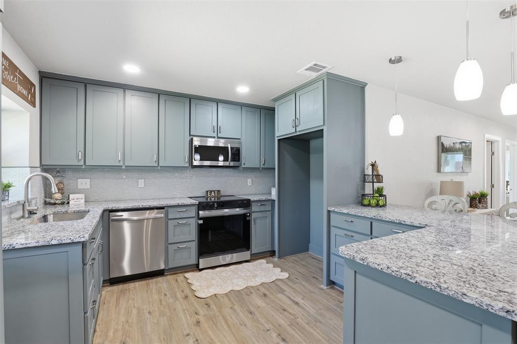 2808 Sky Harbour Drive Property Photo 15