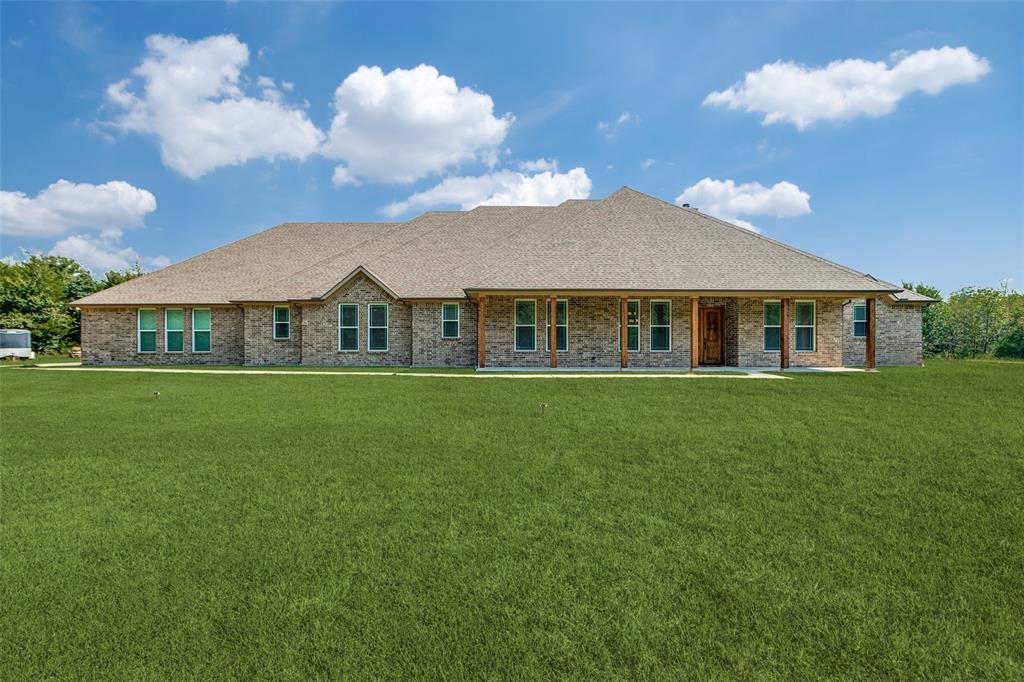 643 County Road 2255 Property Photo 1