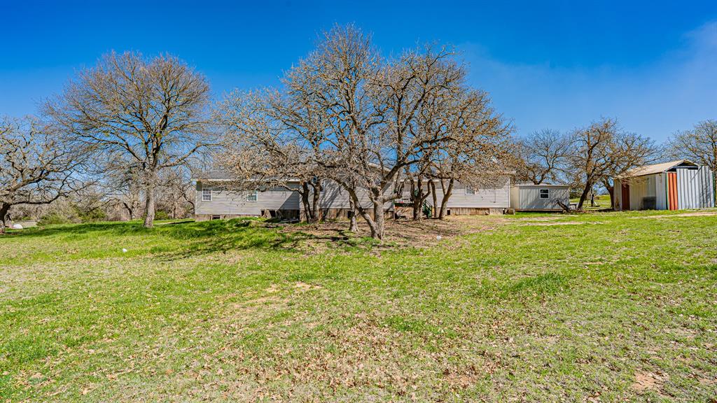 178 County Road 4372 Property Photo 12