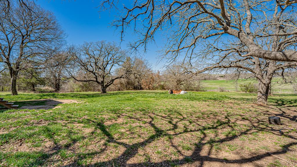 178 County Road 4372 Property Photo 13