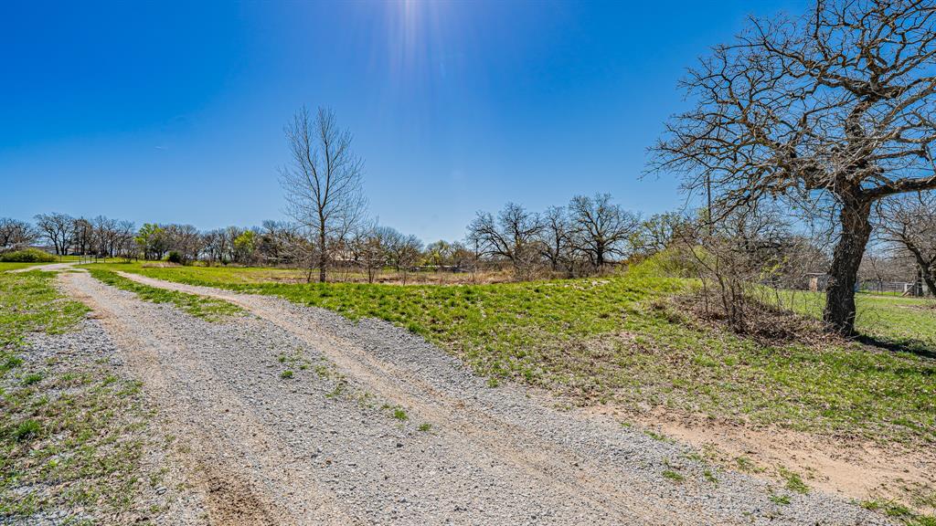 178 County Road 4372 Property Photo 24