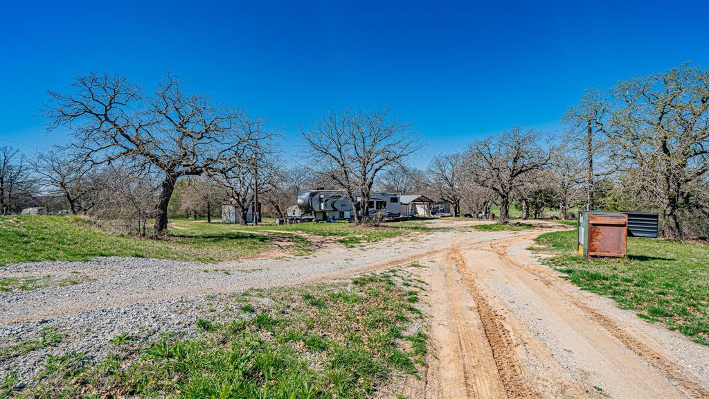 178 County Road 4372 Property Photo 25