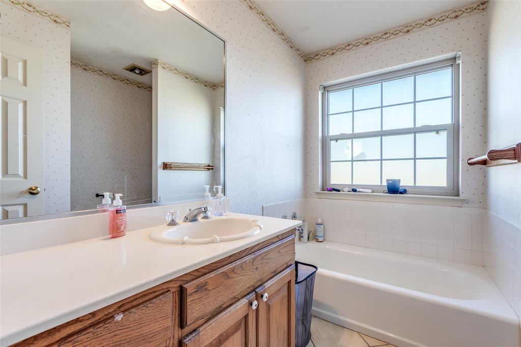 453 County Road 371 Property Photo 23
