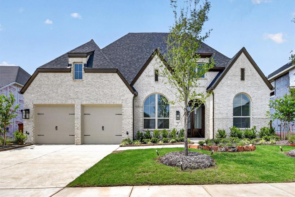 729 Bridle Path Parkway Property Photo