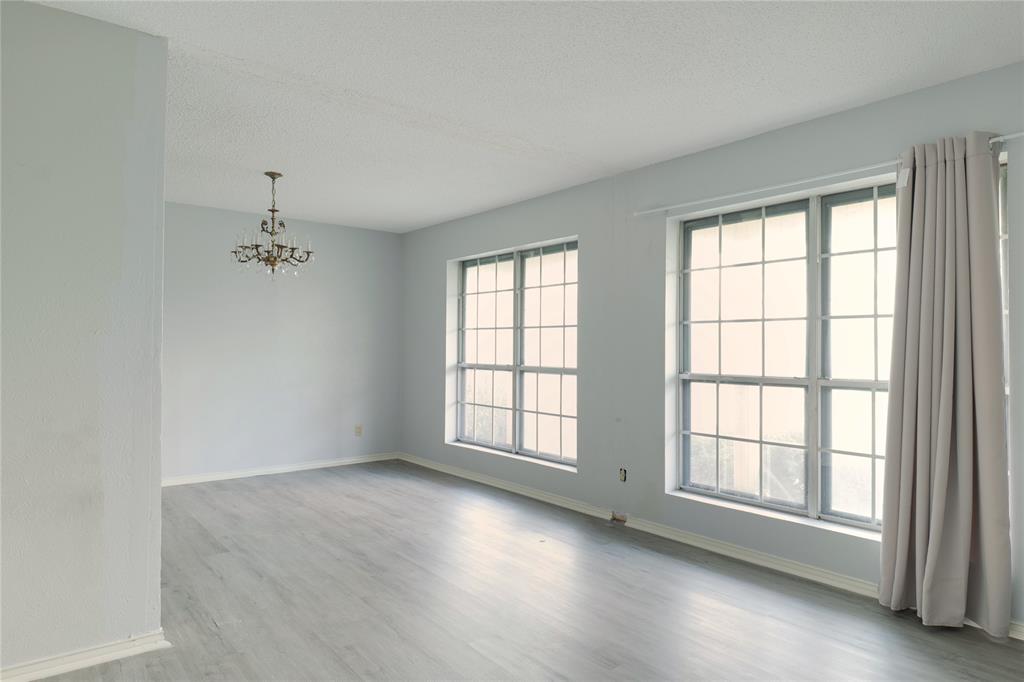 501 Como Street Property Photo 3