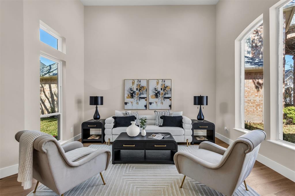 5815 Coolwater Cove Property Photo 4