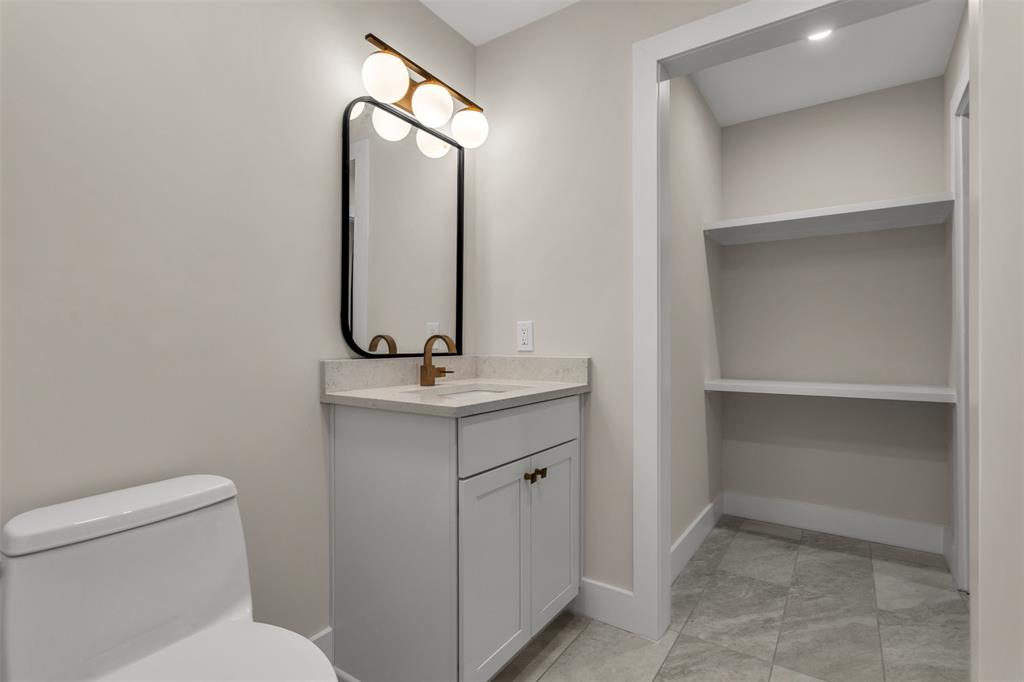 5815 Coolwater Cove Property Photo 36