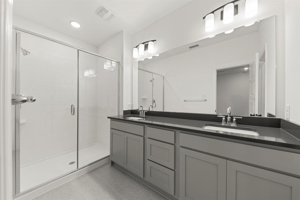 2522 Campden Mews Property Photo 24