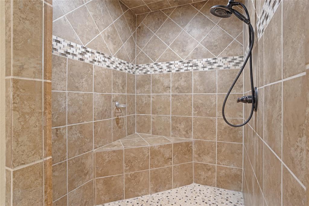 324 County Road 3172 Property Photo 18