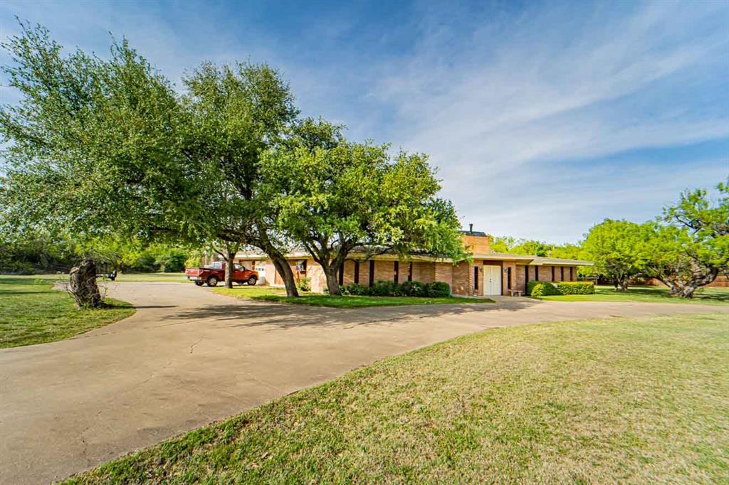 4 Chaparral Lane Property Photo 3