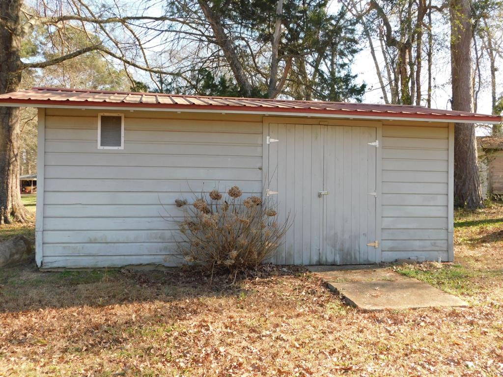 214 Springhill Airport Loop Property Photo 8
