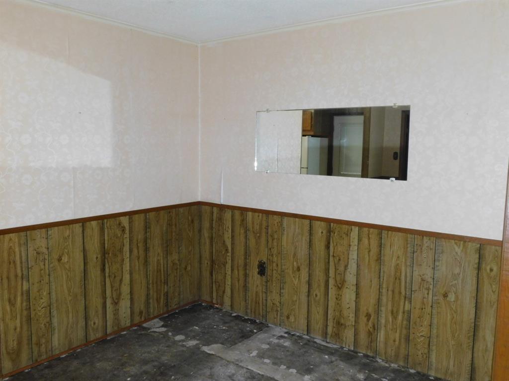 214 Springhill Airport Loop Property Photo 13