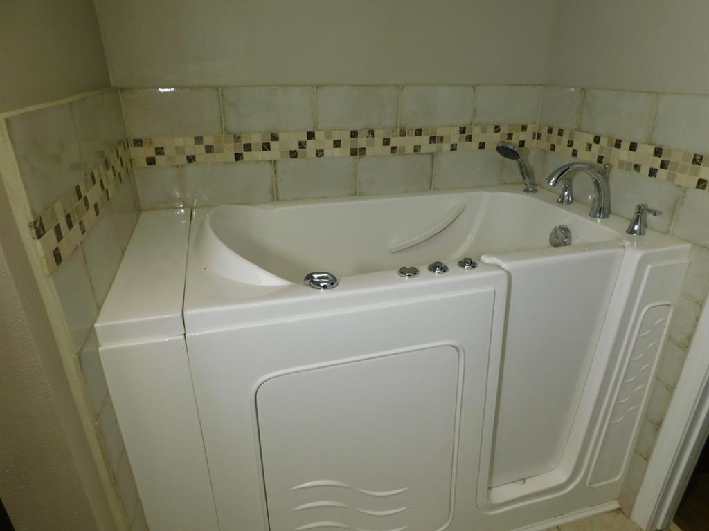 214 Springhill Airport Loop Property Photo 20