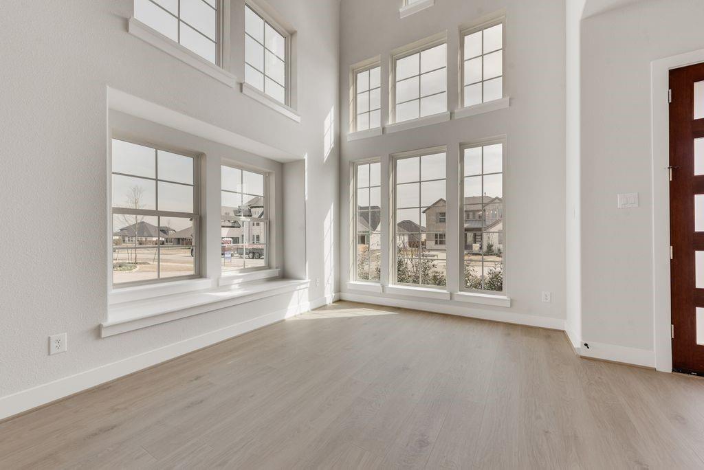 4125 Selborne Drive Property Photo 8