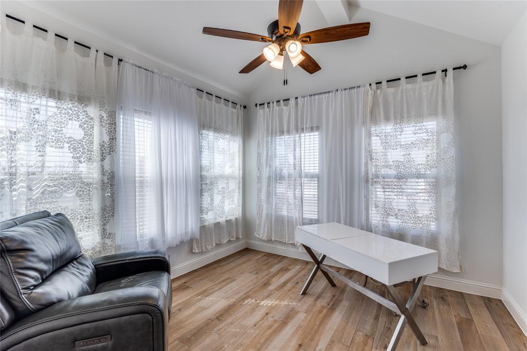 250 Alondrita Street Property Photo 18
