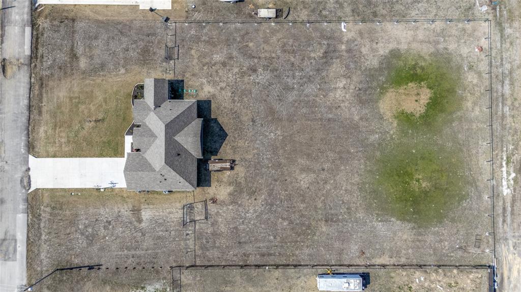250 Alondrita Street Property Photo 26
