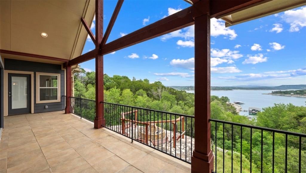 18302 Austin Boulevard Property Photo 15