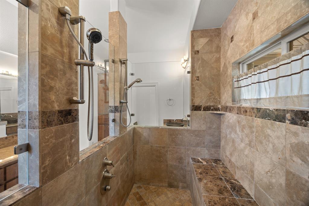 18302 Austin Boulevard Property Photo 19