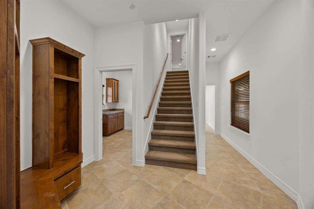 18302 Austin Boulevard Property Photo 20