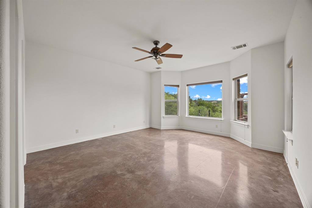 18302 Austin Boulevard Property Photo 29