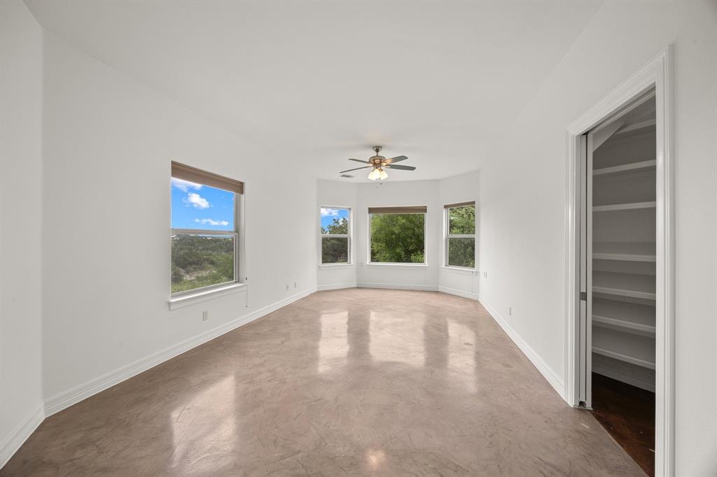 18302 Austin Boulevard Property Photo 32