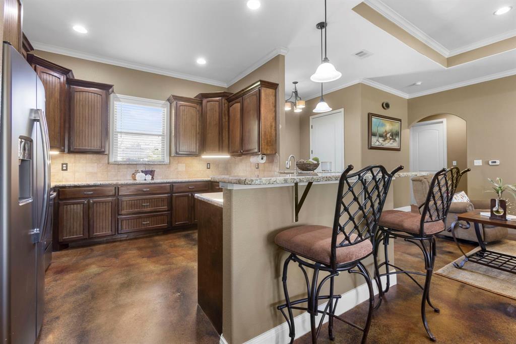 139 Saddlewood Property Photo 7