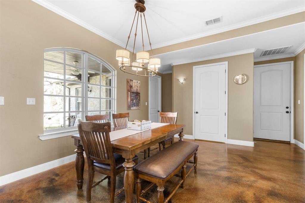 139 Saddlewood Property Photo 10