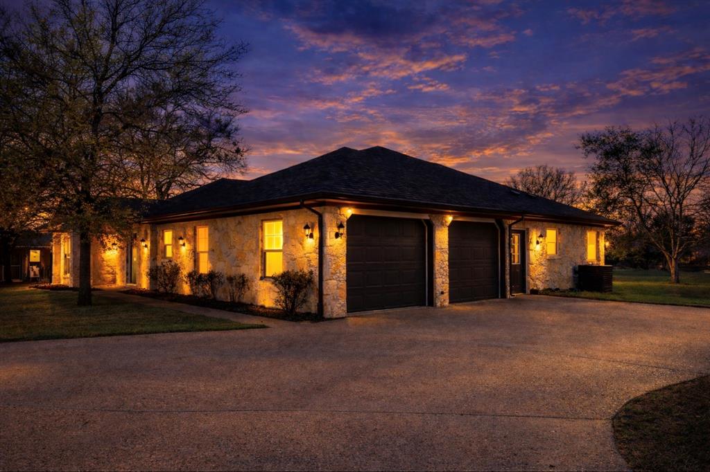 139 Saddlewood Property Photo 35