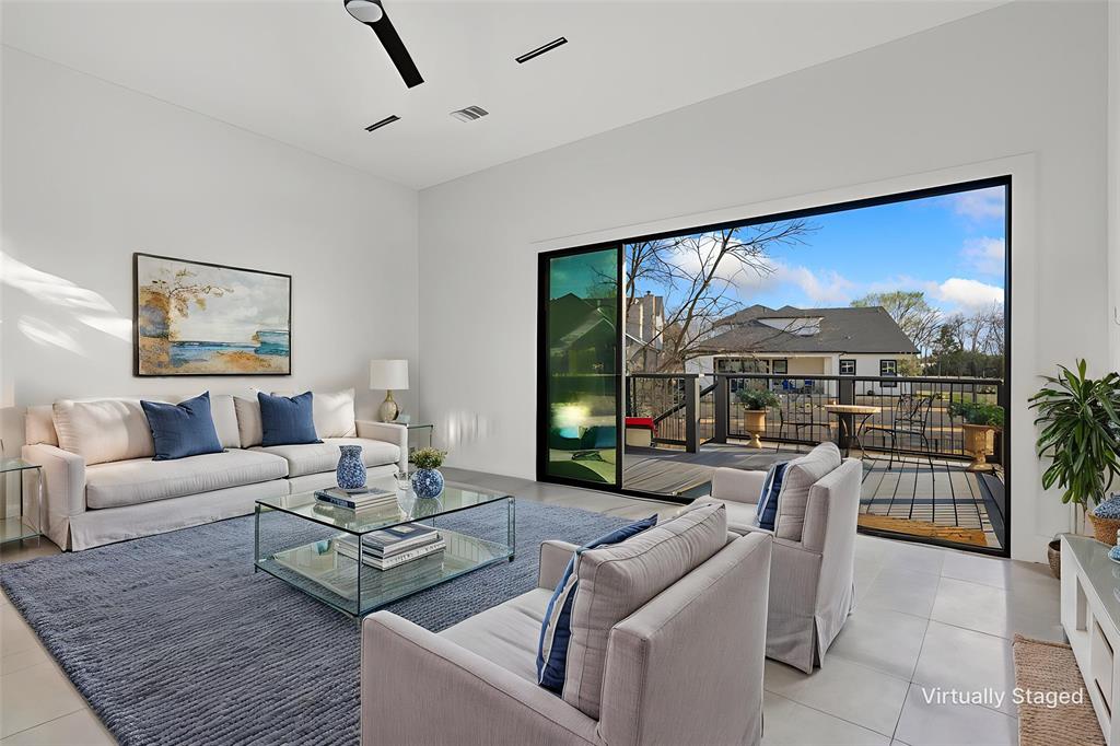 1022 Bow Street Property Photo 17