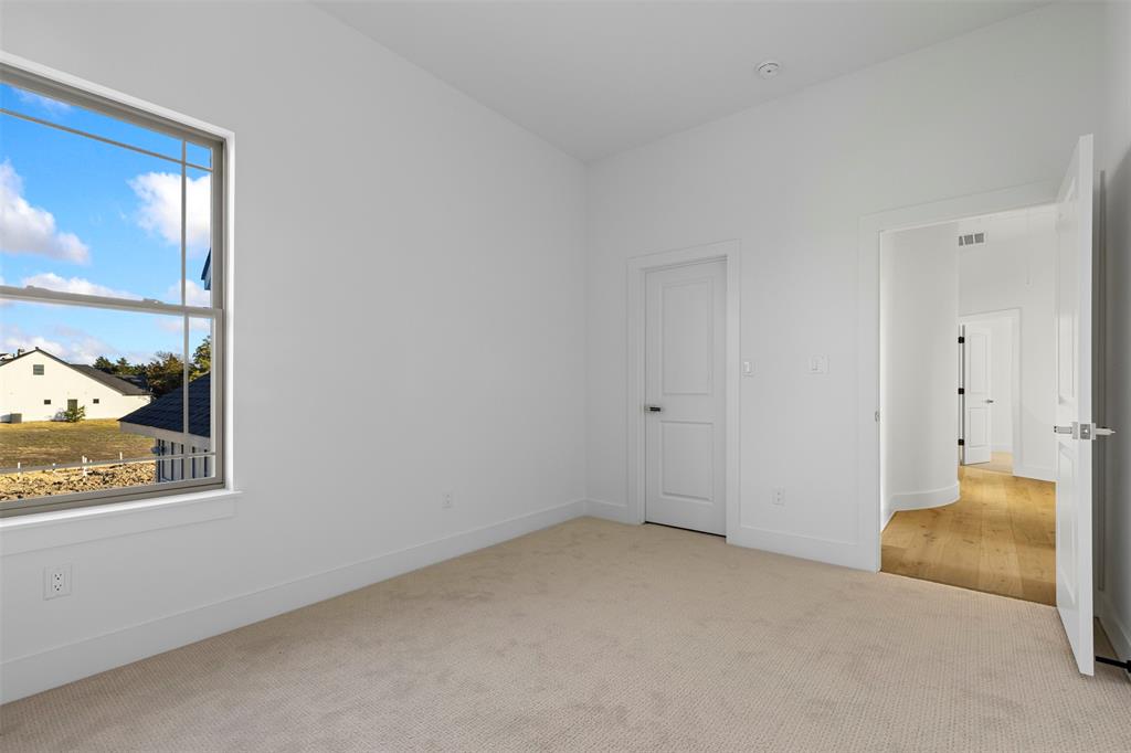 1022 Bow Street Property Photo 32