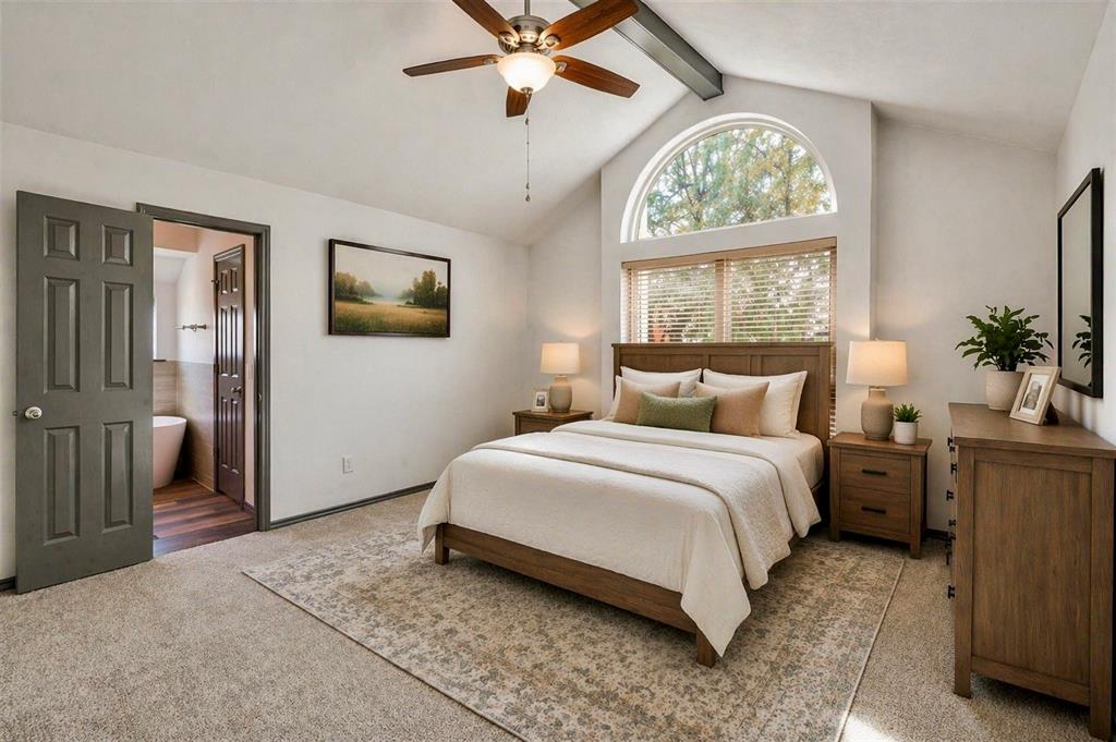 17079 Upper Bay Road Property Photo 1