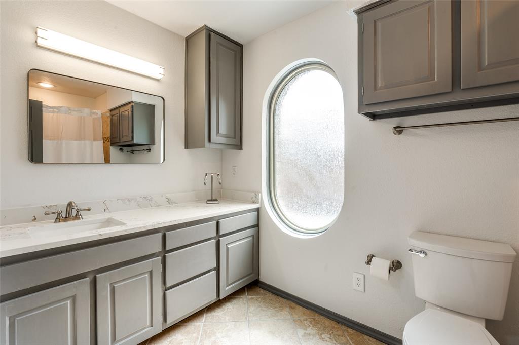 17079 Upper Bay Road Property Photo 10